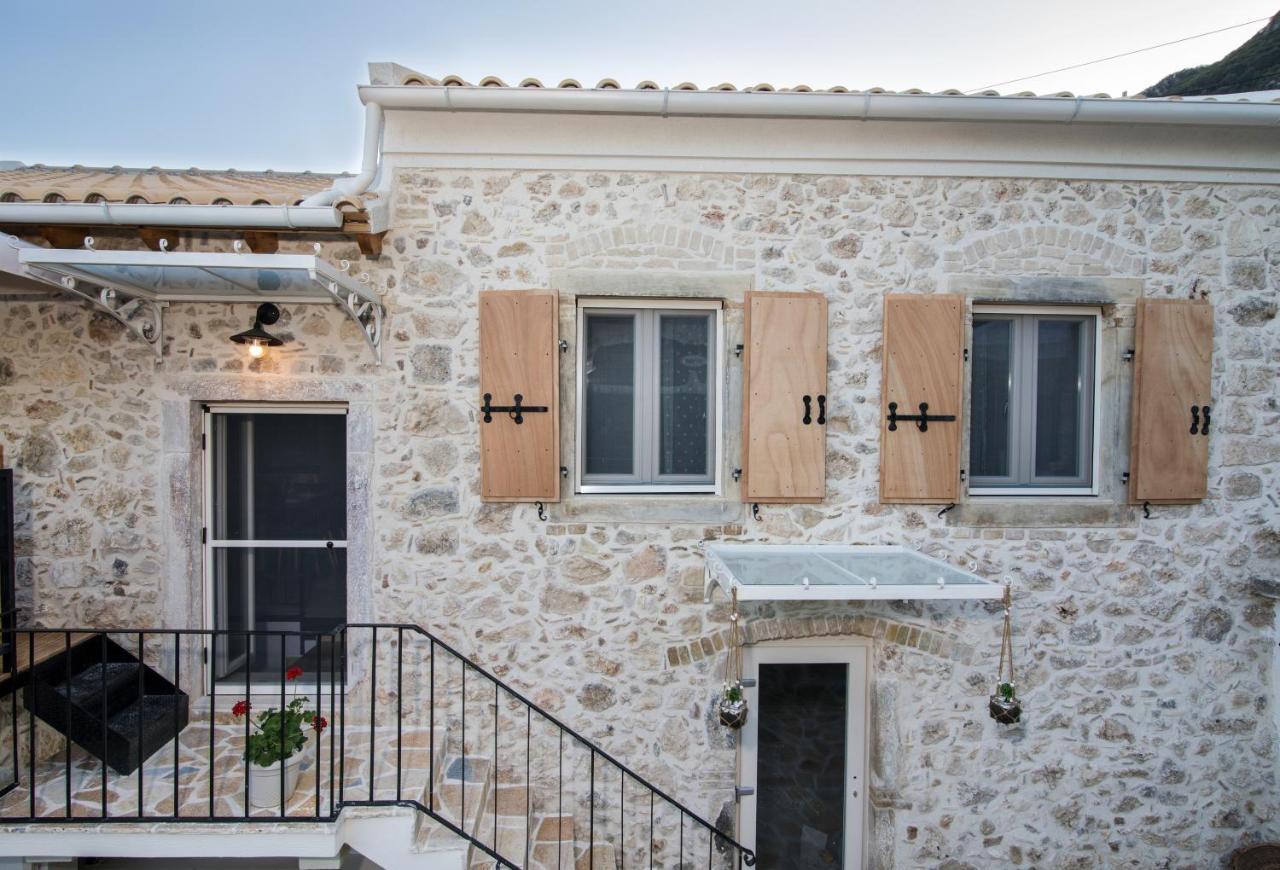 Villa Nikolas Est 1773 Áno Korakiána Exterior foto